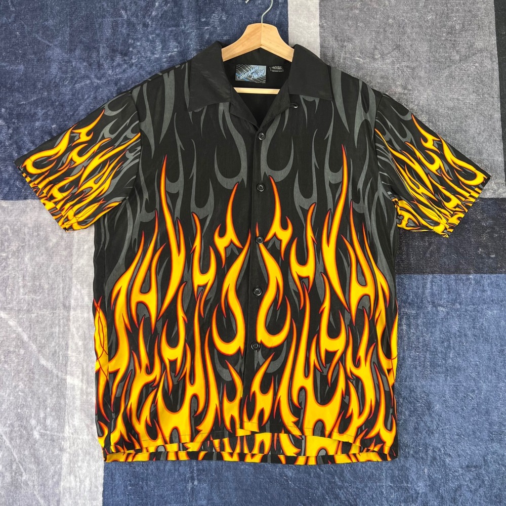 Sapphire Lounge Mens Small Black Flame Print Short Sleeve Button Up Shirt Y2K